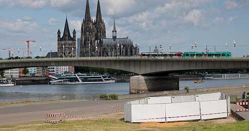 3 World War II bombs defused in a German city