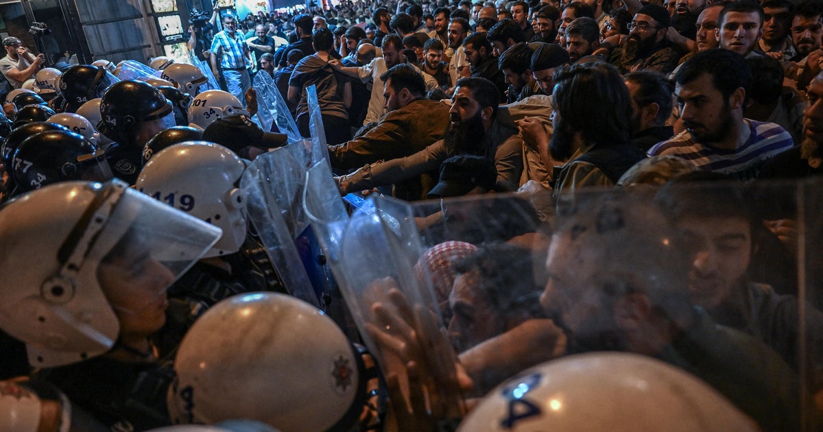 Satirical magazine employees detained over prophet cartoon controversy in Turkey