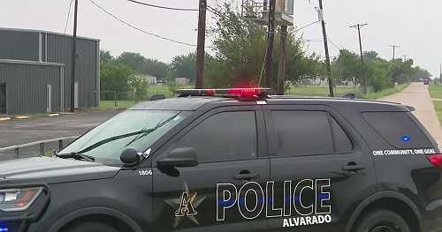 Several in custody after North Texas police officer shot in neck outside ICE facility