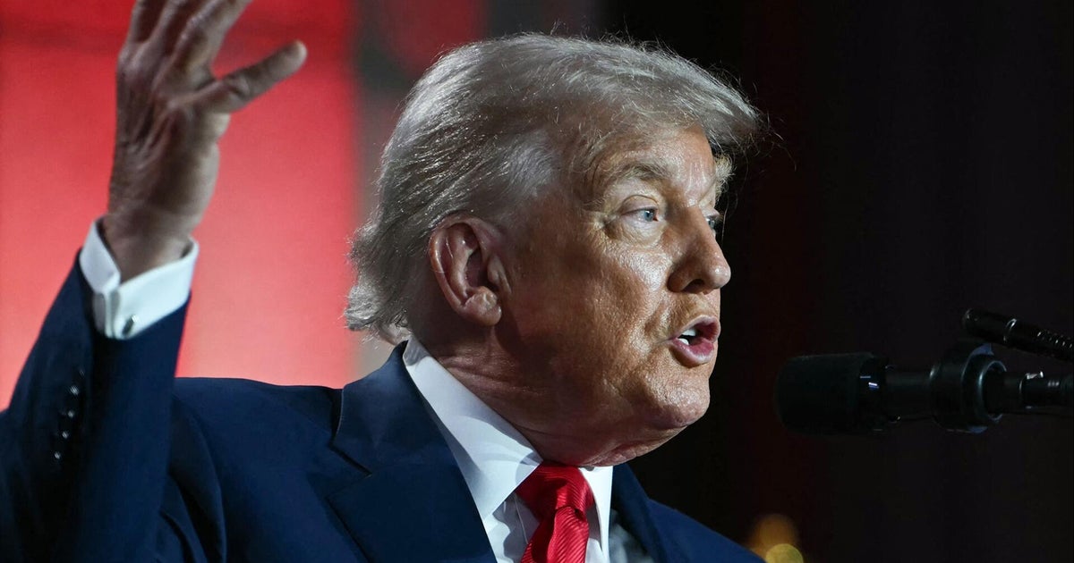 White House pushes back on WSJ report that claims DOJ told Trump his name appears in Epstein files