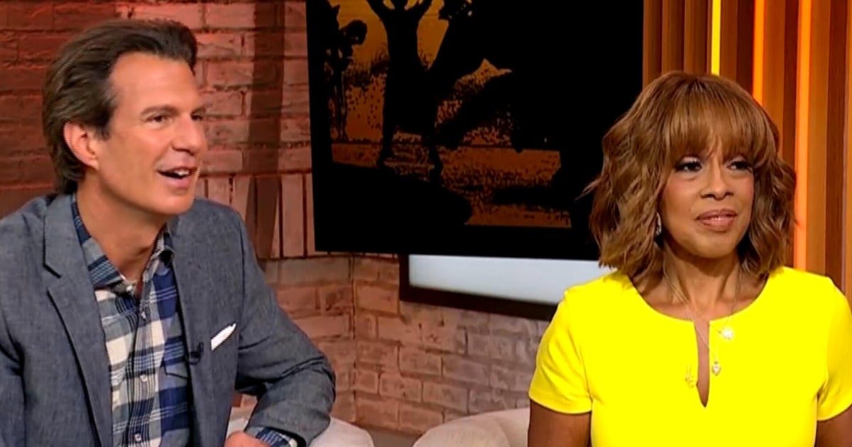 Gayle King hits the Broadway stage in "The Lion King"