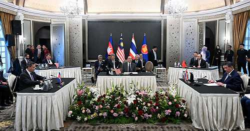 Thai, Cambodian meeting in Malaysia in effort to resolve deadly border clashes