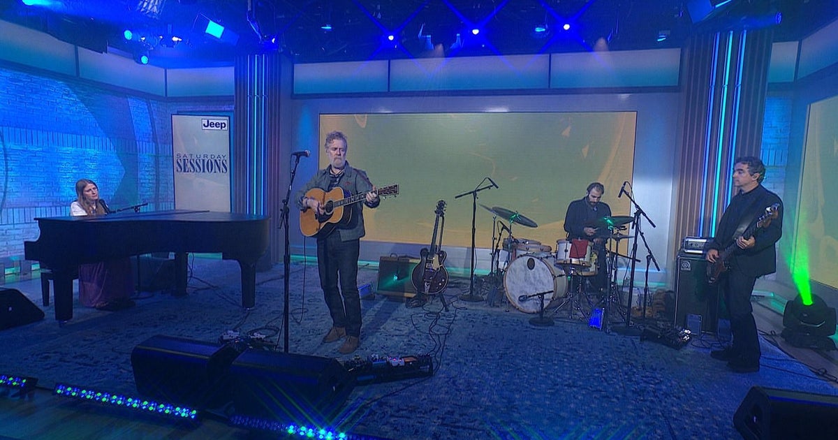 Saturday Sessions: The Swell Season performs "People We Used To Be"