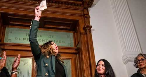 Texas Republicans closer to voting on new maps following Democrat protests