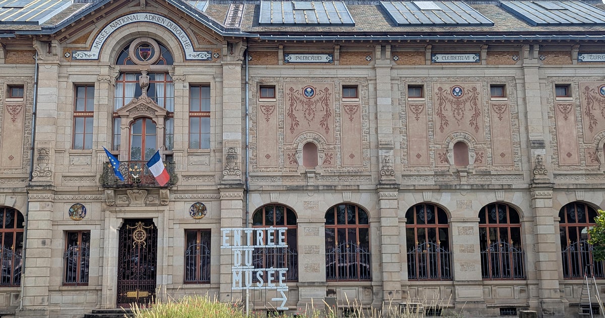 "National treasures" worth $11 million stolen from museum in France in the middle of the night