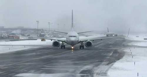 Powerful winter storm brings heavy snow to Northeast