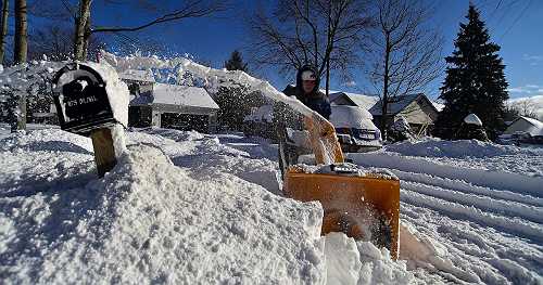 Extreme weather grips U.S. as the new year begins