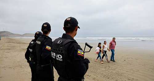 Human heads displayed at Ecuador tourist beach in warning to gangs