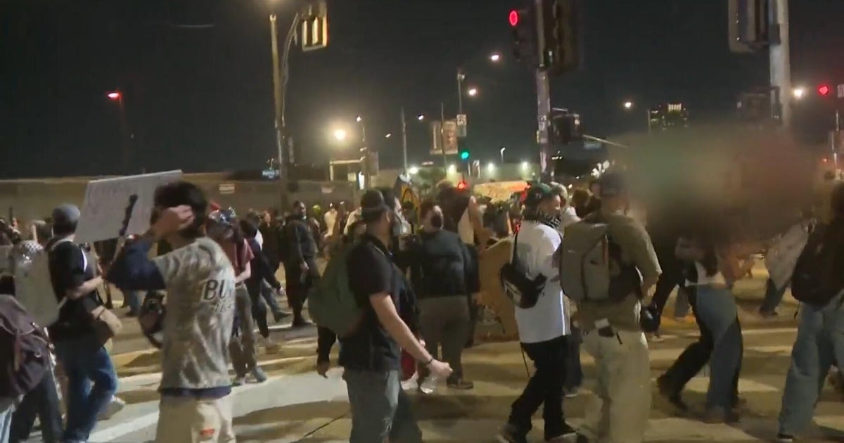 Immigration crackdown protests continue