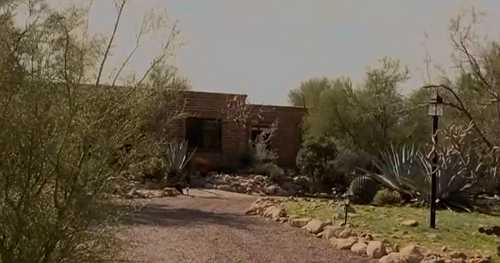 Investigators return to Nancy Guthrie