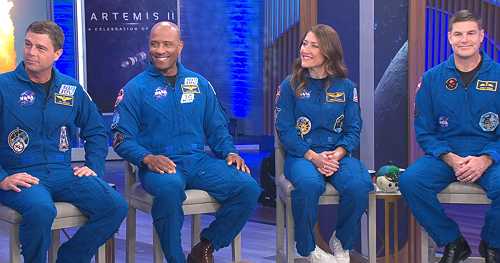 Artemis astronauts describe "spectacular" moon mission, eating peanut M&M