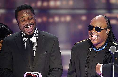 Stevie Wonder Mourns Malcolm-Jamal Warner’s Death
