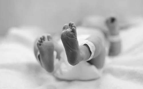 CDC REPORTS U.S. FERTILITY RATE DROPS TO RECORD LOW DESPITE SLIGHT RISE IN BIRTHS