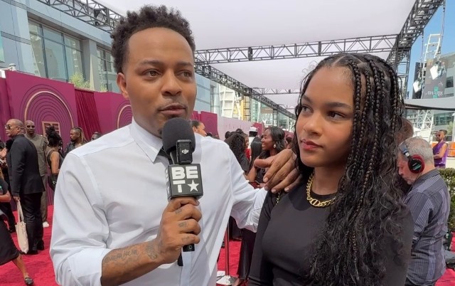 SHAI MOSS TEASES DAD BOW WOW ABOUT HIS HEIGHT AT THE BET AWARDS