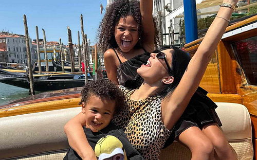 KHLOE KARDASHIAN OPENS UP ABOUT HOW KYLIE HELPED HER THROUGH ONE OF HER HARDEST MOMENTS