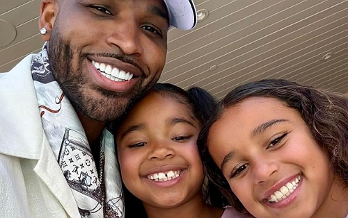 TRISTAN THOMPSON SHARES SELFIE WITH DAUGHTER, TRUE AND HER COUSIN, DREAM AT TATUM’S 3RD BIRTHDAY PARTY