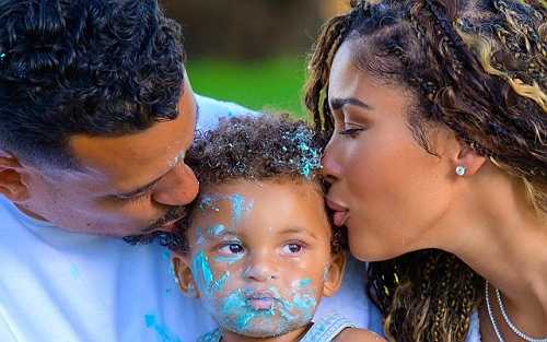 ANANSA SIMS AND MATT BARNES CELEBRATE SON AUSTIN’S FIRST BIRTHDAY WITH FAMILY SHOOT