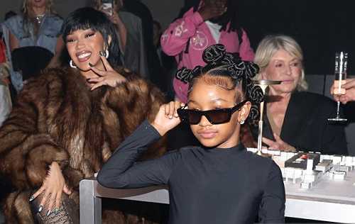 CARDI B AND DAUGHTER KULTURE STEAL THE SPOTLIGHT AT ALEXANDER WANG’S FASHION SHOW