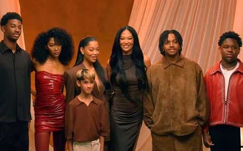 HOW KIMORA LEE SIMMONS CONVINCED HER KIDS TO JOIN HER NEW SHOW