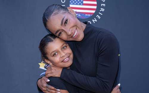 AMINA BUDDAFLY AND CORI ENJOY A MOTHER-DAUGHTER NIGHT OUT