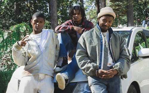 USHER GETS REAL WITH HIS TEENS ABOUT SOCIAL MEDIA IN NEW “CARVERSATIONS” SERIES