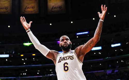 LeBron James’ ‘Honor The King’ Nike Shoe Inspired By Memphis Hotel Where MLK Was Assassinated