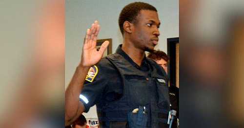 Black Police Officer Arrested by ICE Agrees to Leave the Country Voluntarily