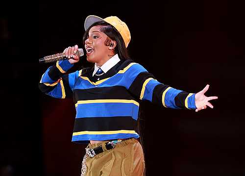 Family Feud: GloRilla Calls Her Parents For Backup As She Claps Back At Her Sister