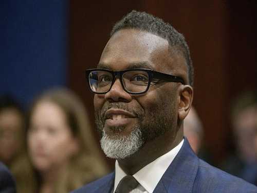 Mayor Brandon Johnson tags DOGE cuts as 