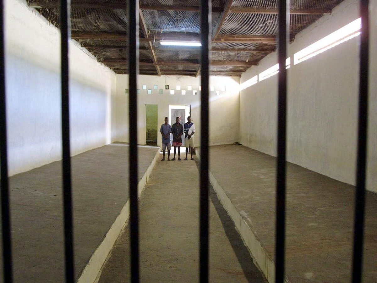 Deadly clash erupts during prison search in Ivory Coast, leaving five inmates dead - Face2Face Africa