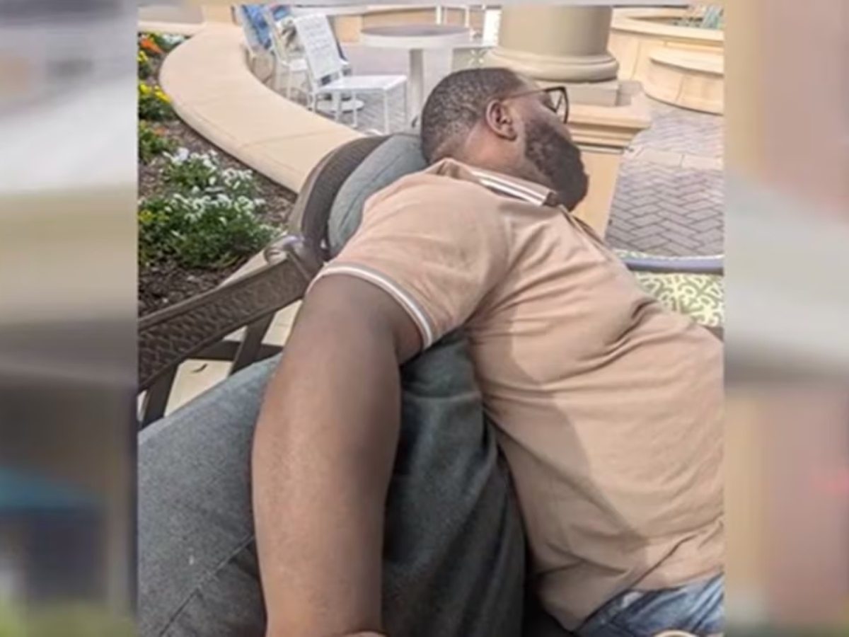 Starbucks apologizes after refusing to help couple suffering medical emergency because they weren