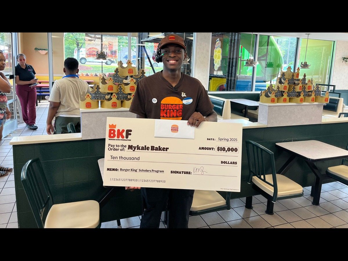 Burger King rewards teen who rushed to work after graduating - Face2Face Africa