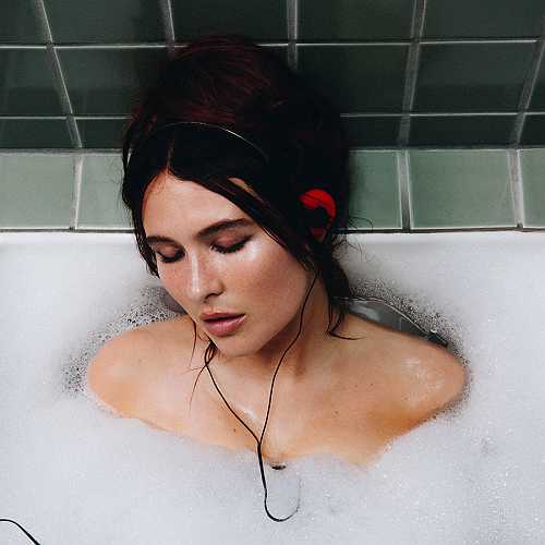 Mimi Webb gets candid on new album 