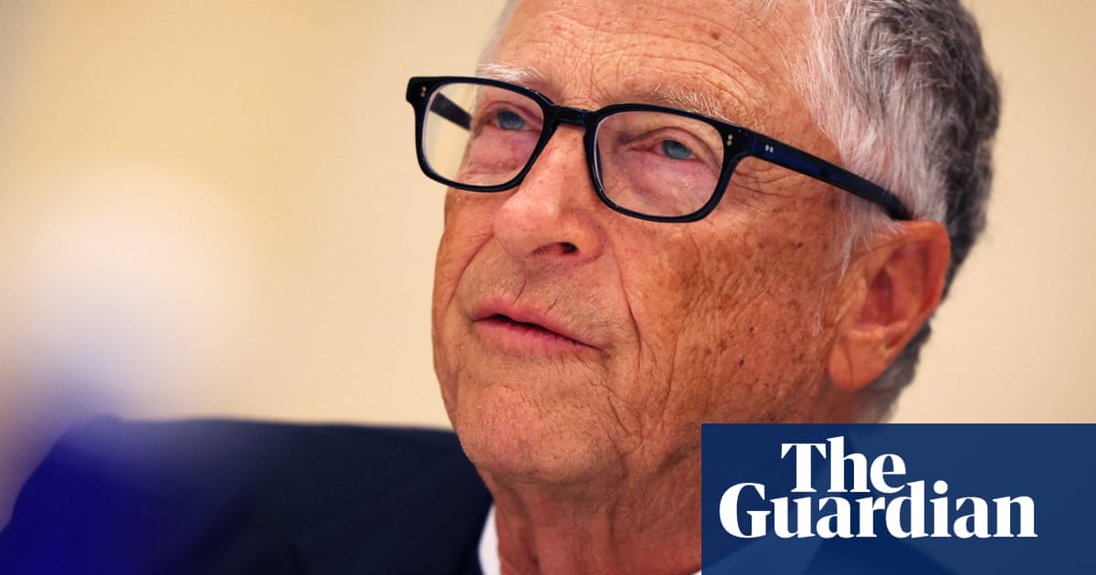 Bill Gates vows to give most of $200bn fortune to African health and education