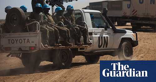 Send in armed UN troops to protect aid convoys or risk ‘dystopia’, says expert
