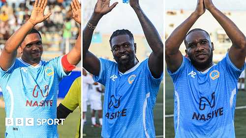 Football in Somalia: Legends Adebayor, Eto