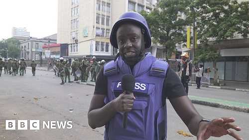 Kenya protests: Tear gas fired in Nairobi