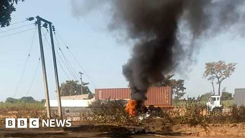 Nigeria tanker explosion: Dozens killed scooping fuel in Niger state