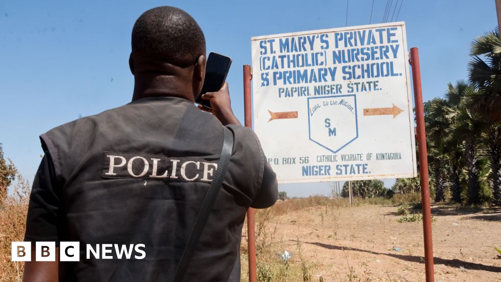 Niger state kidnap: Nigeria says it has secured release of 100 children