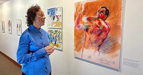 Legendary boxer Muhammad Ali to be honoured with US postage stamp | Africanews