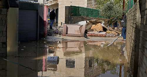 Floodings kill at least 10 in South Africa, triggering the closure of Kruger Park | Africanews