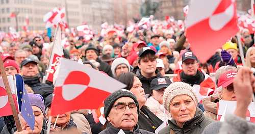 Thousands join anti-Trump 