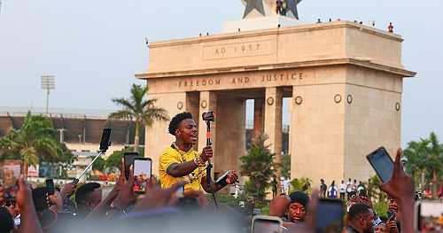 Streamer IShowSpeed calls Ghana “Home” on Africa tour | Africanews