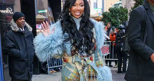 Brandy’s Memoir ‘PHASES’ is Set to be Released Next Year