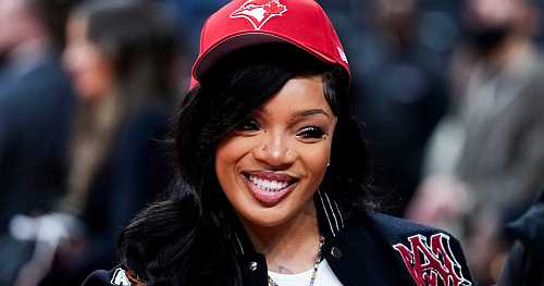 GloRilla Tells Estranged Sister to ‘Keep My Family Out of It’ After Viral Call-Out