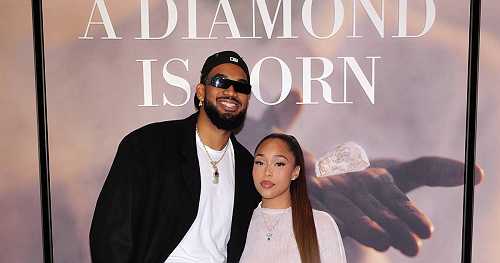 Karl-Anthony Towns Reveals the Sweet Meaning Behind Jordyn Woods’ Ring