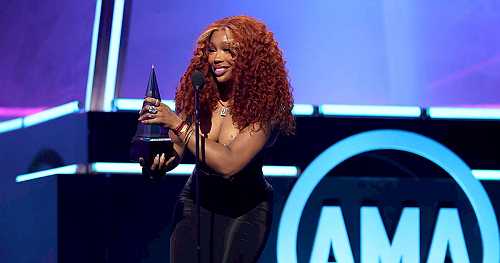 SZA Calls Out ‘Classic Misogynoir’ in Online Attacks Against Cynthia Erivo