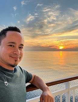 Makers & Movers: Jason Vitug - My Money Chronicles