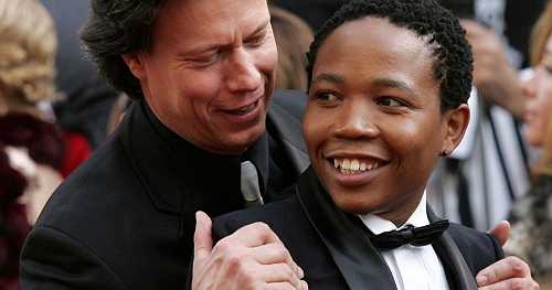 South African actor Presley Chweneyagae dies aged 40 | Africanews