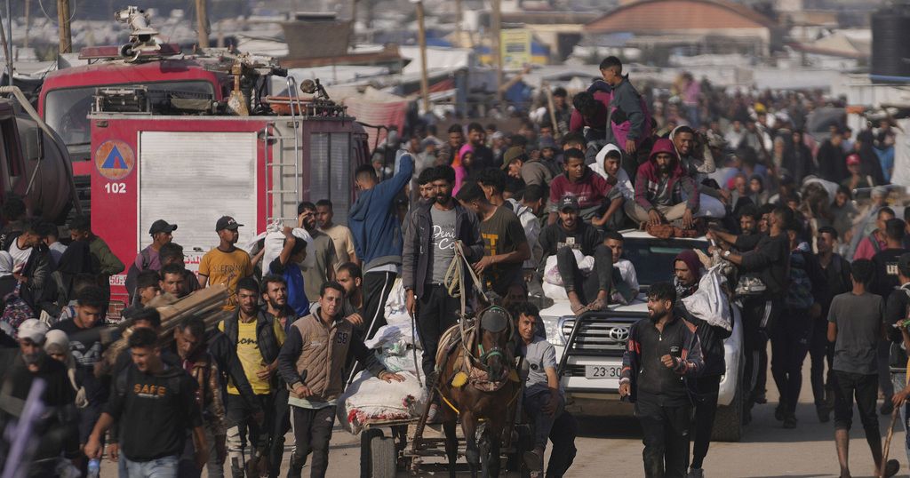 Gaza officials say Israel kills more than 30 people near aid distribution site | Africanews